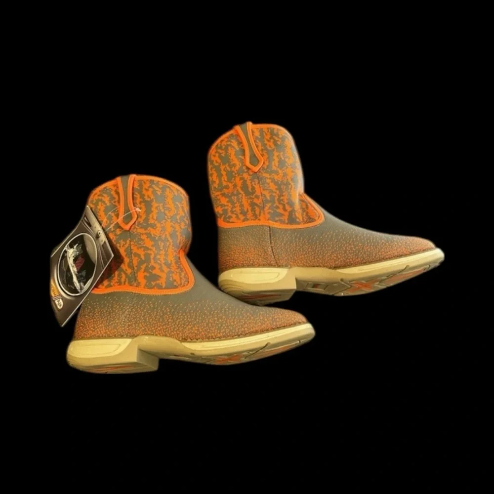 Laredo Perform Air Orange and Gray Boots. NWT